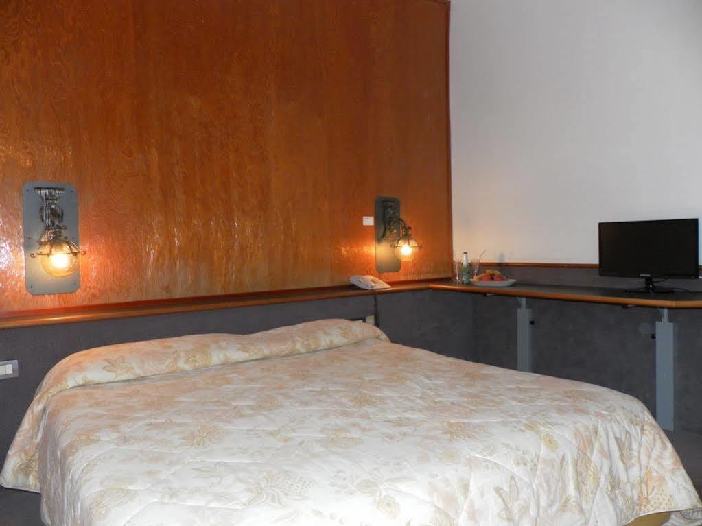 Ovindoli Park Hotel & Spa Eksteriør billede